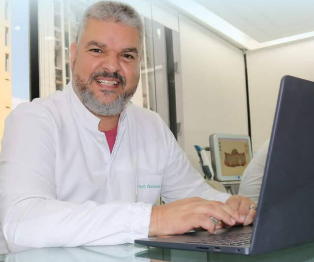 Dr. Gustavo Fraga