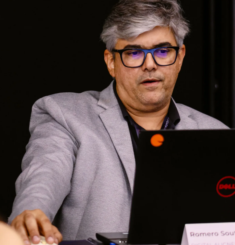 Dr. Romero Souto